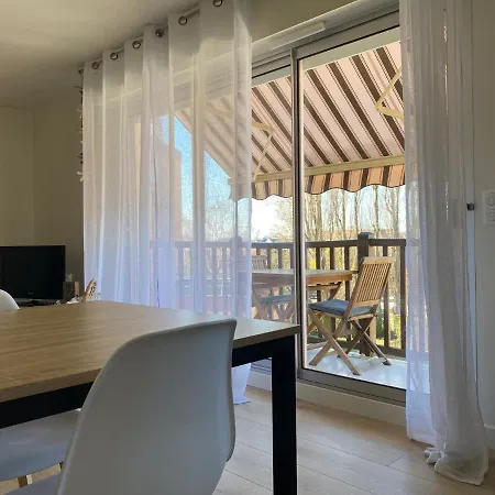 Hyper Centre - 2 Pieces Tout Confort - Terrasse - Ascenseur - Cabourg Exterior photo