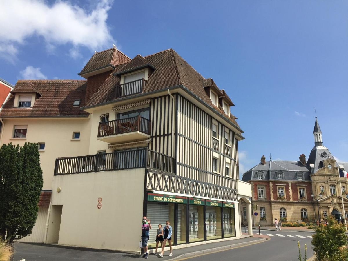 Hyper Centre - 2 Pieces Confort - Terrasse - Ascenseur - * Cabourg